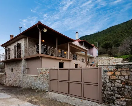 アルカディア ゲッタウェイ - レヴィディ サニ 11 スタジオ トリポリスのホテル