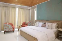 SaffronStays Nirvana Groove