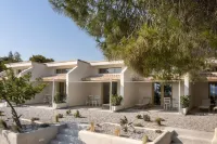 빌라 아우라 루트라키