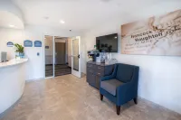 Independence Stay Hotel and Long Term Suites - parking