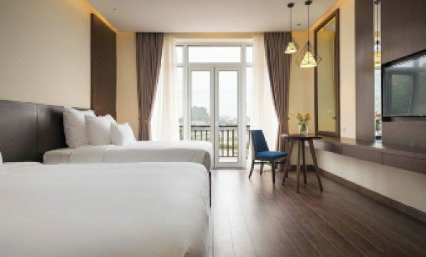 Tuan Chau Hanoi Hotel