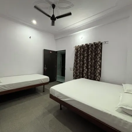 Hotel Raghunath Palace