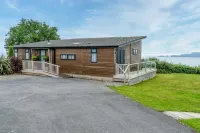Shearwater 30 - 2 Bedroom Lodge - Summerhill