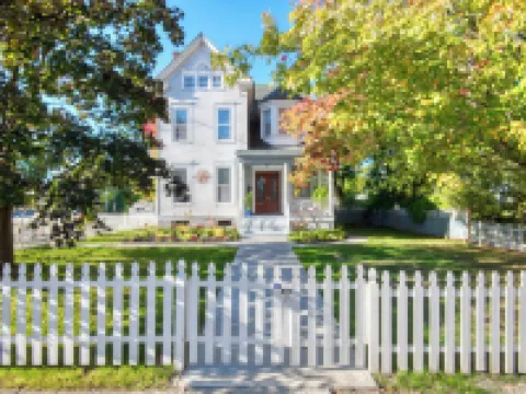 ฮัดสัน เนวิเกเตอร์ โรงแรมในฮัดสัน