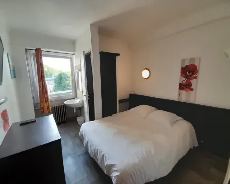 Au Spatial Hotéis em Amiens