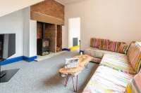 Host & Stay - Temple Gardens