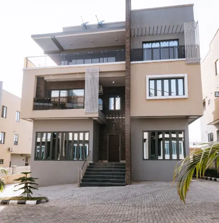 5Blu Residence Отели рядом с достопримечательностью «Nike Art Gallery, Abuja»