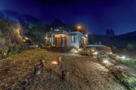 Cosmicstays The Sundowner Отели в г. Кадад