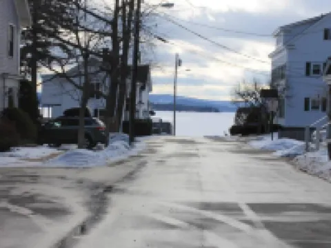 9 Lake Street Hotels in Wolfeboro