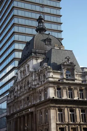 Best Western Victoria Palace Отели рядом с достопримечательностью «Daily Telegraph»