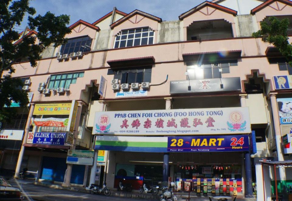 hotel overview picture