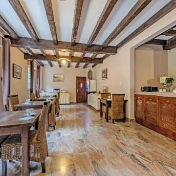 Logis Hotel de La Corniche