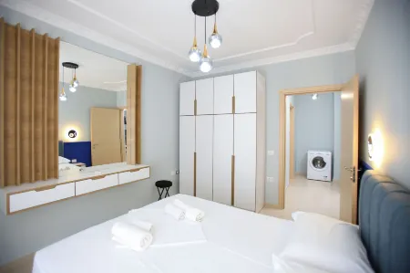 Oasis Residence Отели рядом с достопримечательностью «Vlora Old Town»