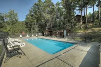 Powder House Lodge - Pools