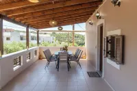 Amalia Villa with Private Pool Hotels in Geropotamos