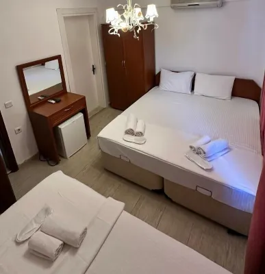 เนวาลินน์ โรงแรมใน
