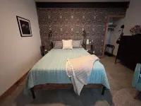 Zia, Hermann a private cozy 1-bedroom suite, 3 minutes to Hermann & the fun! Hotels near Tin Mill Brewing Co