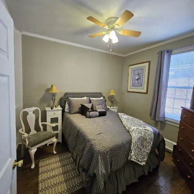 Duplex2 at Chestnut near ECU and ECU Health Hotel in zona East Carolina University