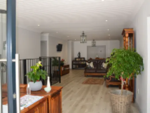 Serenity Ocean Lodge โรงแรมในจอร์จ