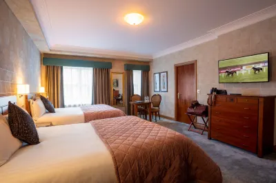 Lawlors Hotel Hotels in Tulfarris Holiday Village