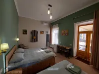MUSAVVIR Hotels in 