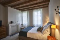 Château Bonalgue - Pomerol Hotel di Arveyres