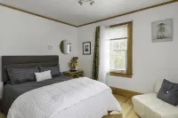 Maison Sherman's House Hotels in La Patrie