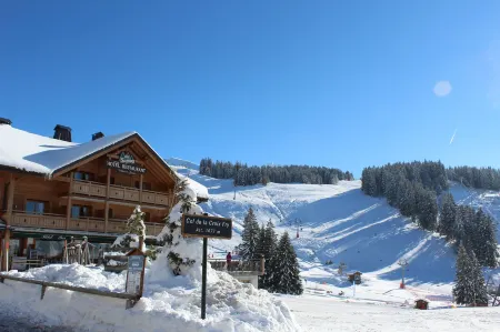 Hôtel Restaurant "Les Sapins" Wellness & Gourmet Отели в г. Manigod