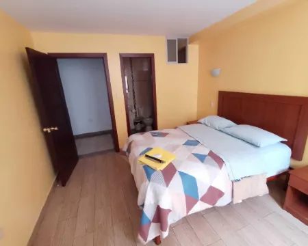 Hotel Residencial Miraflores Hoteles en Loja