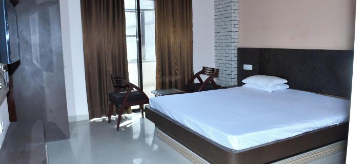 Banshidham Dharmasala Hotels in Sikar