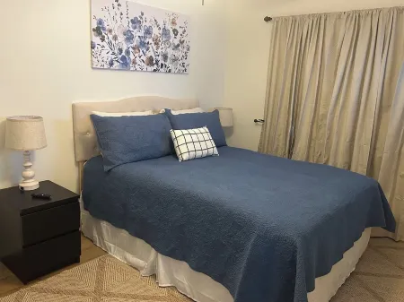 Charming 1-bedroom condo in welcoming Tallahassee with WiFi, AC Отели рядом с достопримечательностью «FSU Flying High Circus»