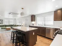 Boyne Mountain Getaway Sleeps 4! Hotels in Melrose Township