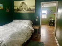 NEW! Cozy Cottage 2 Blocks from Yellowstone River