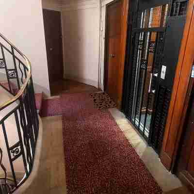 Lovely bright and quiet 2-room apartment, Marais. 5th floor. Others