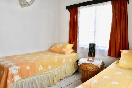 Nana's - Titikaveka Beachfront Отели рядом с достопримечательностью «Titikaveka Beach»