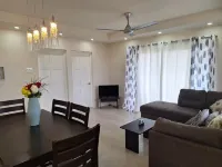 Cozy 2-bedroom apartment in lovely Rendezvous with AC, WiFi