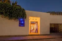 Villa Luna Nueva - Concierge and Maid Service included