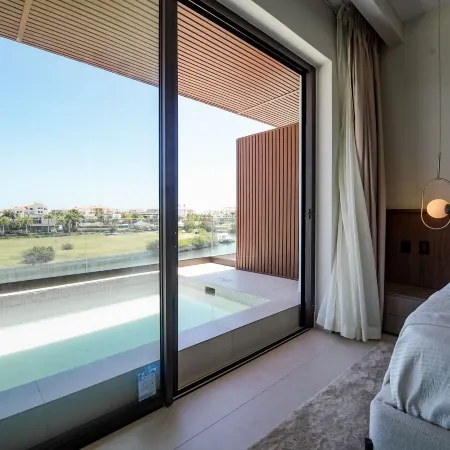 Marina Garden 2 Bedroom Apartment With Picuzzi