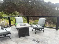 Relax And Enjoy The California Coast From This Lovely Private Suite