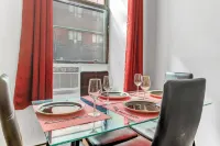 Hell's Kitchen Cozy 2BR Retreat