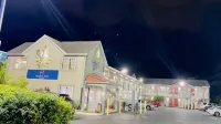 Haven Inn & Suites
