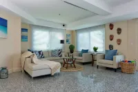 Exclusive 6 Bedrooms Beach Front Condo W/Private Pool