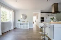 Seattle Spacious Modern Comforts Hotels in White Center