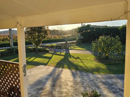 Cosy fully self contained bungalow