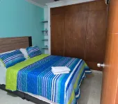 Guest friendly 3 bedroom apartment near beach, Pool+Jacuzzi Hotels in El Laguito