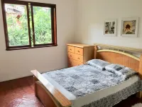 Maravilhosa Casa no Paraizo Salão 4 Quartos Piscina, Churrasqueira, Jardins!!