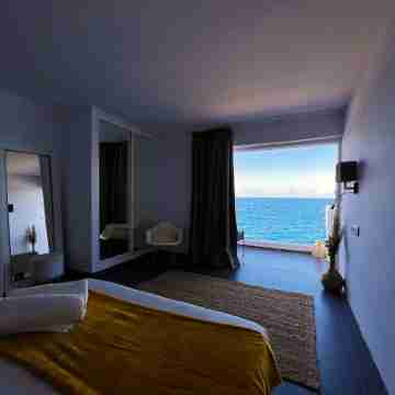 At the Ocean's Edge Rooms