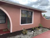 Centrally Located Boho Private BdR - 7 mi to beach