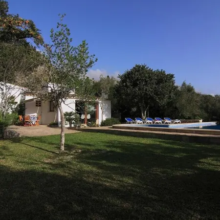 Family friendly villa with optional pool gate , close to Pollensa and the beach.