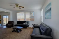 Cozy and Family Friendly Spacious 5 Bedroom Home